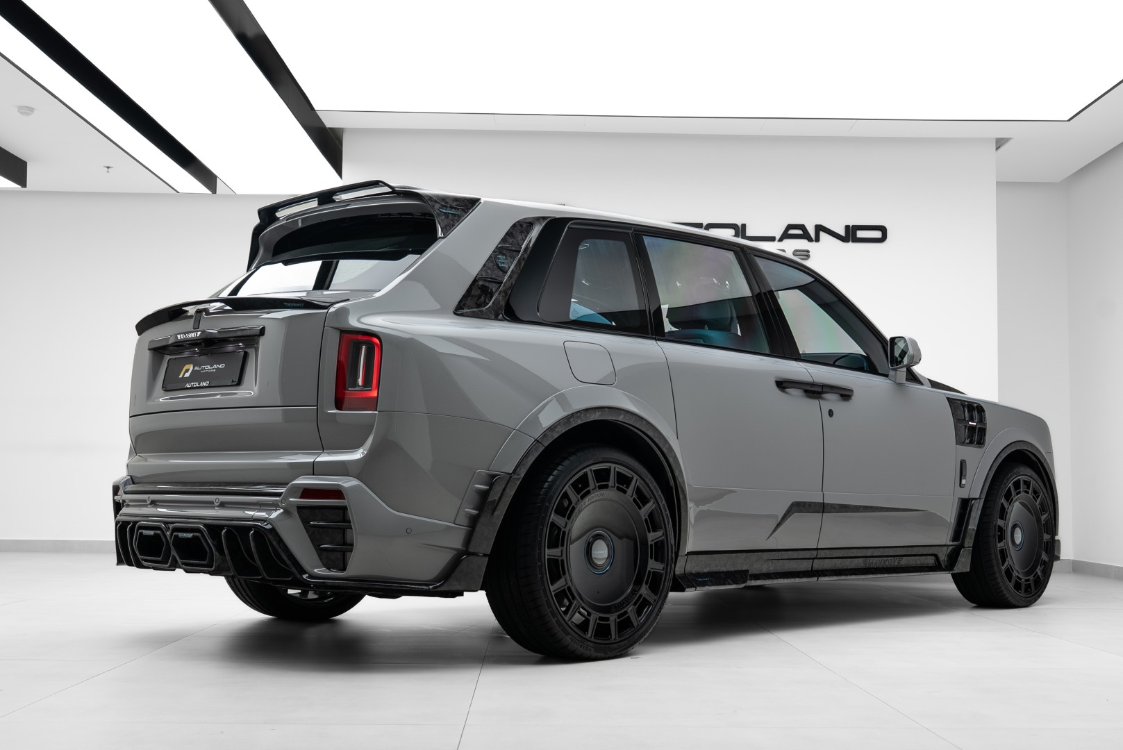 2026 ROLLS ROYCE CULLINAN BLACK BADGE BY MANSORY | FULL CARBON